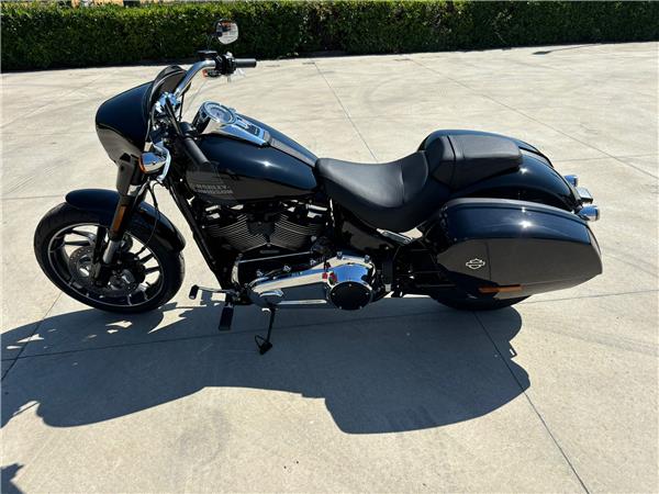 Harley-Davidson Cruiser Sport Glide - 2024