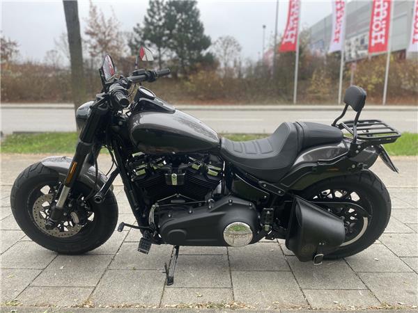 FXFBS Softail Fat Bob 114 Jekill & Hyde