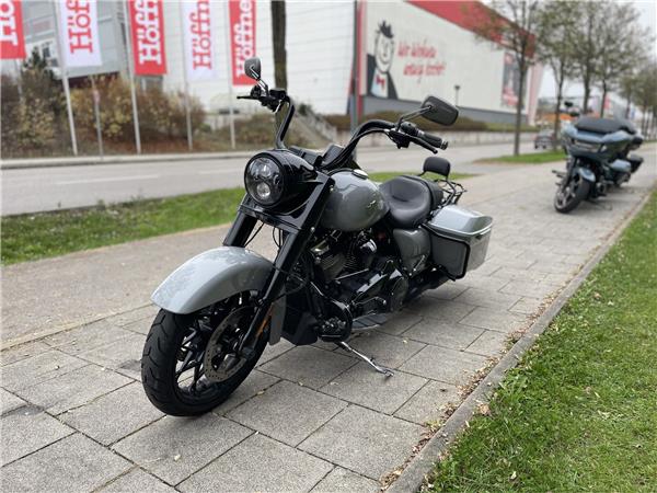 FLHRXS Road King Special mit Jekill & Hyde