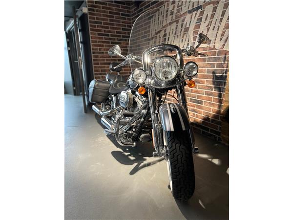 2015 HARLEY-DAVIDSON CVO FLSTNSE Softail Deluxe ABS CVO