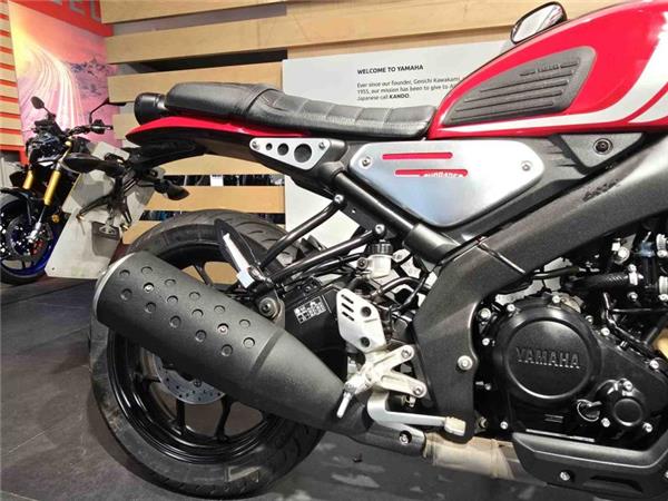 New Yamaha XSR125 RED