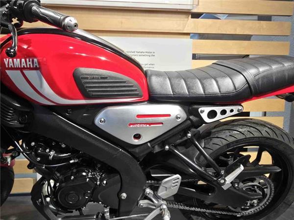 New Yamaha XSR125 RED