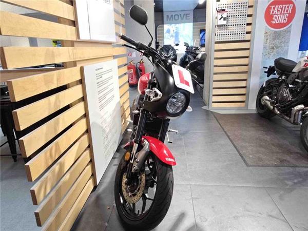 New Yamaha XSR125 RED