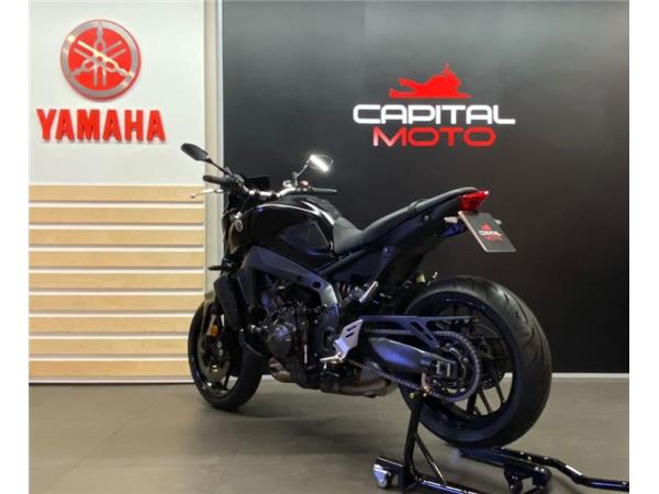 2022 Yamaha MT-09 BLACK