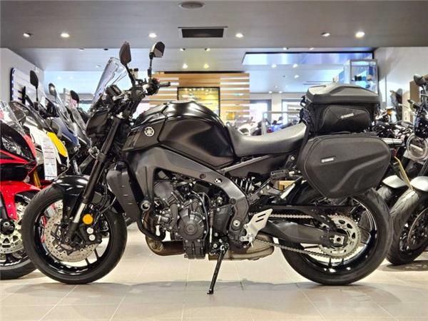 2023 Yamaha MT-09 (MTN890) Black