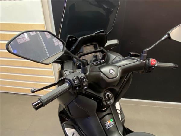 New Yamaha YP300RA XMAX BLACK