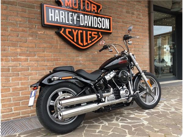 Harley-Davidson Cruiser Softail Standard