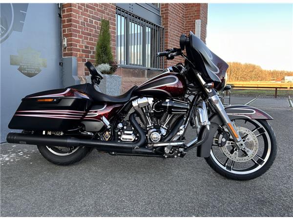 Street Glide Special Jekill 