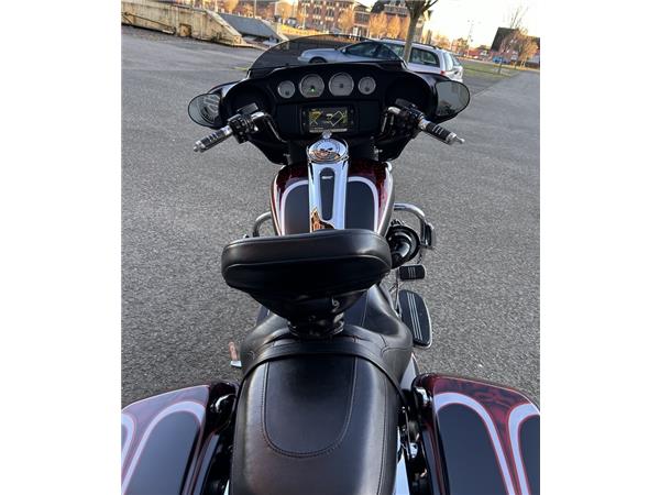 Street Glide Special Jekill 