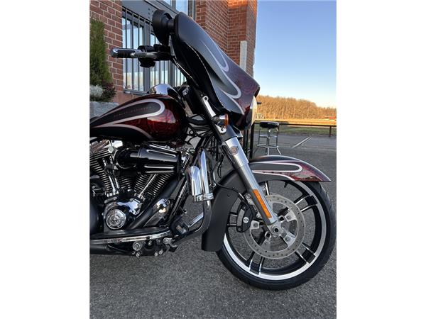 Street Glide Special Jekill 
