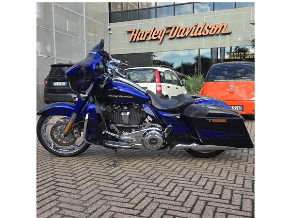 Harley-Davidson CVO STREET GLIDE 114