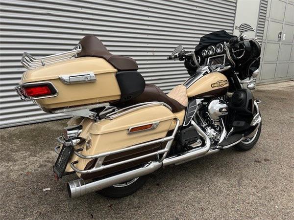 2014 Harley-Davidson Touring Electra Glide Ultra Limited FLHTK Tourer