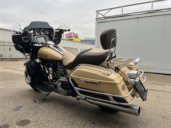 2014 Harley-Davidson Touring Electra Glide Ultra Limited FLHTK Tourer