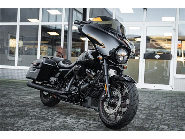 Harley-Davidson Kiel FLHXST STREET GLIDE ST 117 - Kesstech -