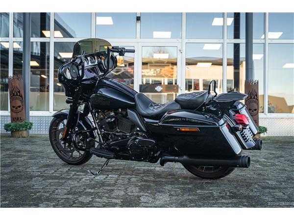 Harley-Davidson Kiel FLHXST STREET GLIDE ST 117 - Kesstech -