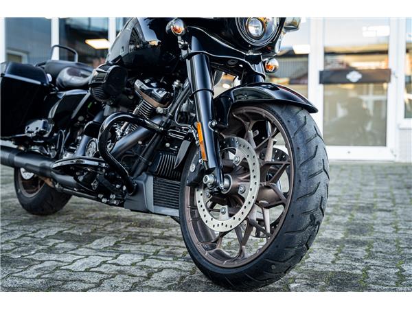 Harley-Davidson Kiel FLHXST STREET GLIDE ST 117 - Kesstech -