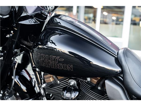 Harley-Davidson Kiel FLHXST STREET GLIDE ST 117 - Kesstech -