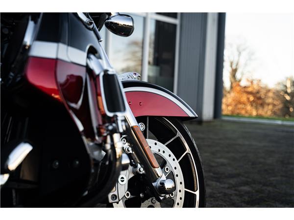 Harley-Davidson Kiel FLHXSE CVO Street Glide 131 STAGE 4 - KESSTECH