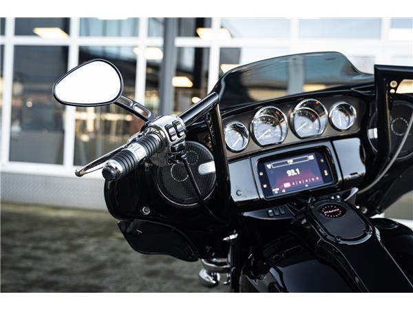 Harley-Davidson Kiel FLHXSE CVO Street Glide 131 STAGE 4 - KESSTECH