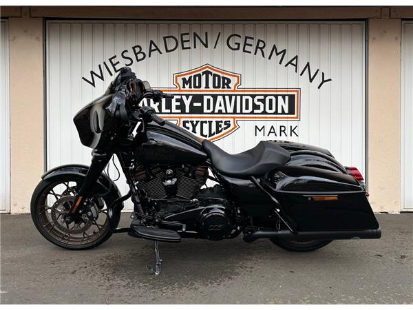 Street Glide ST 