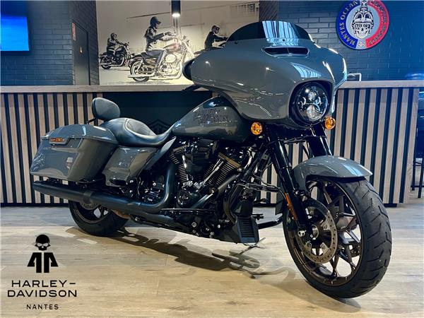 2023 HARLEY-DAVIDSON STREET GLIDE