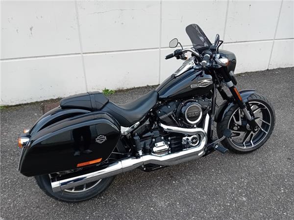 Harley-Davidson Softail Sport Glide 