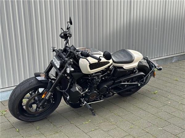 48X Special Sportster S 