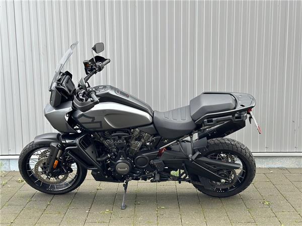 RA1250S Pan America Special 