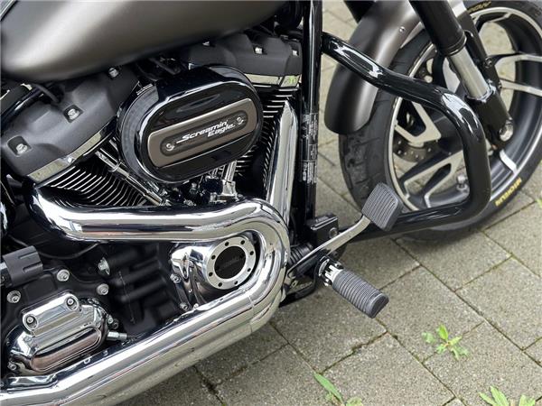 Softail Sport Glide 107cui 
