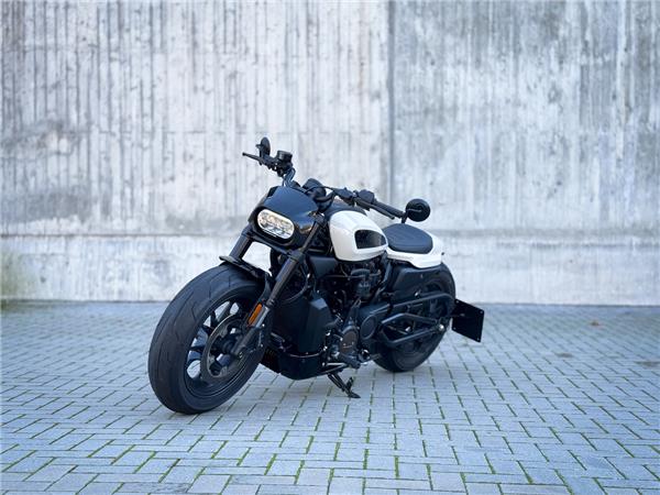 Sportster S 
