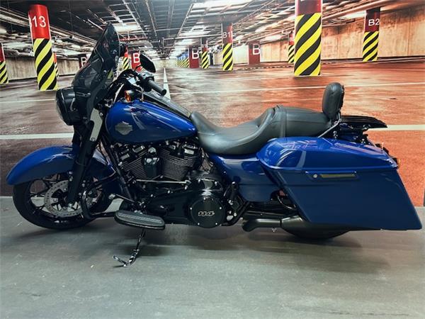 2023 HARLEY-DAVIDSON ROAD KING