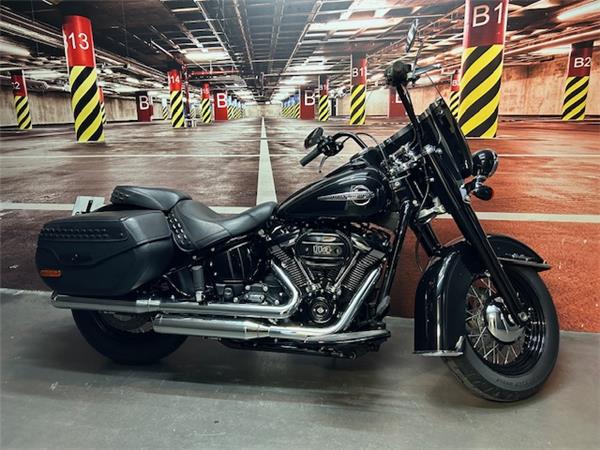 2019 HARLEY-DAVIDSON HERITAGE