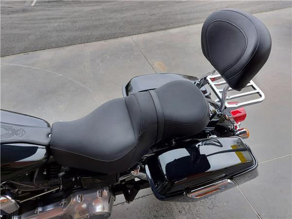 2015 HARLEY-DAVIDSON SWITCHBACK