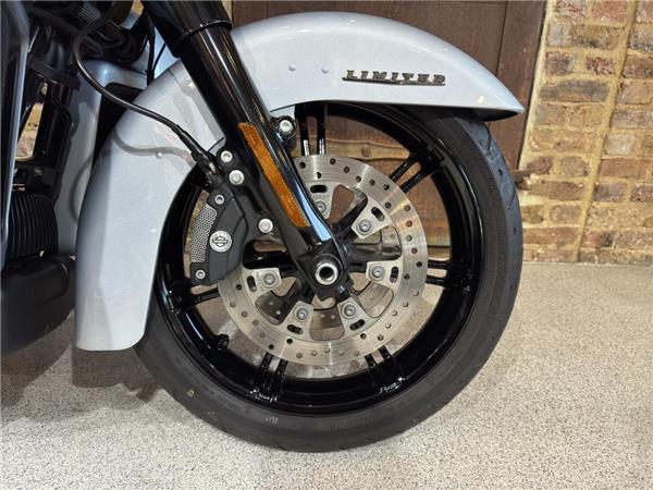 2023 Harley-Davidson Touring