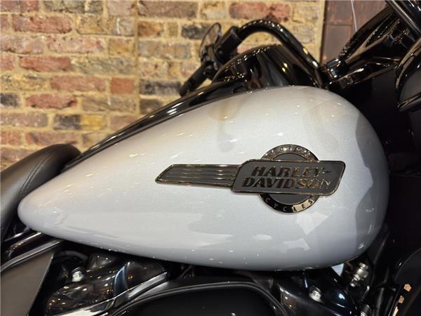 2023 Harley-Davidson Touring