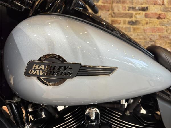 2023 Harley-Davidson Touring
