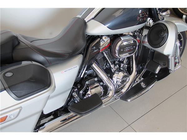 FLHXSE STREET GLIDE CVO MY2019