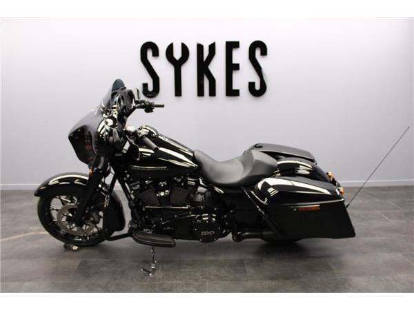 2020 Harley-Davidson Street Glide Special