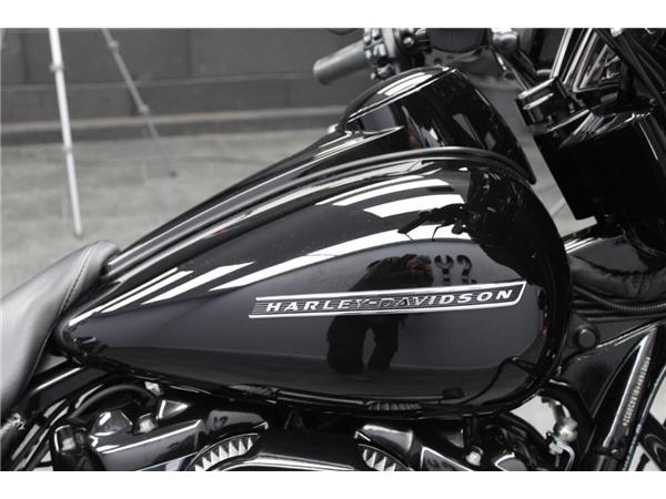 2020 Harley-Davidson Street Glide Special