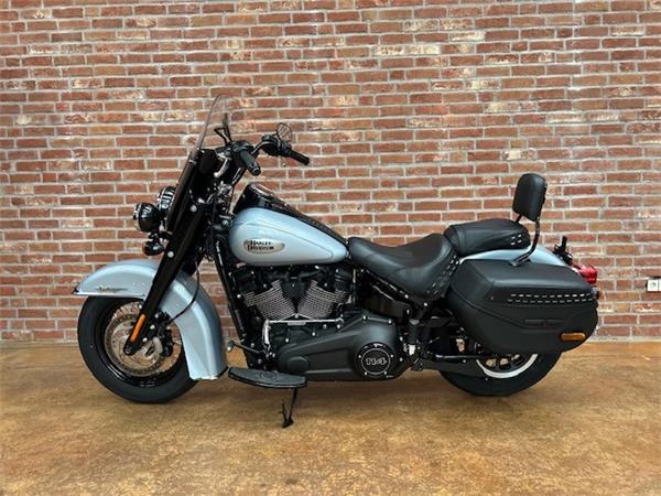 Heritage Softail Classic 114 