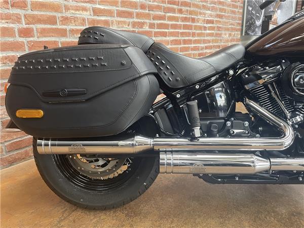 Heritage Softail Classic 114 