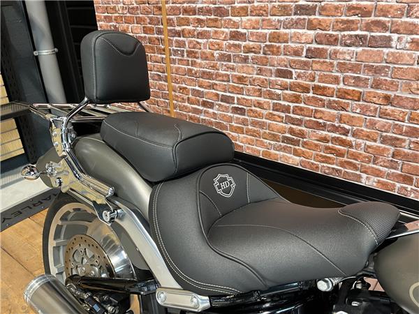 2019 HARLEY-DAVIDSON FAT BOY