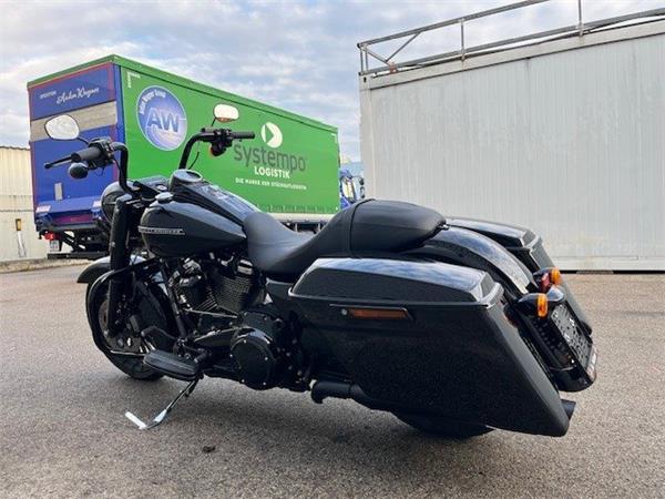 2017 Harley-Davidson Touring Road King Special FLHRXS Cruiser