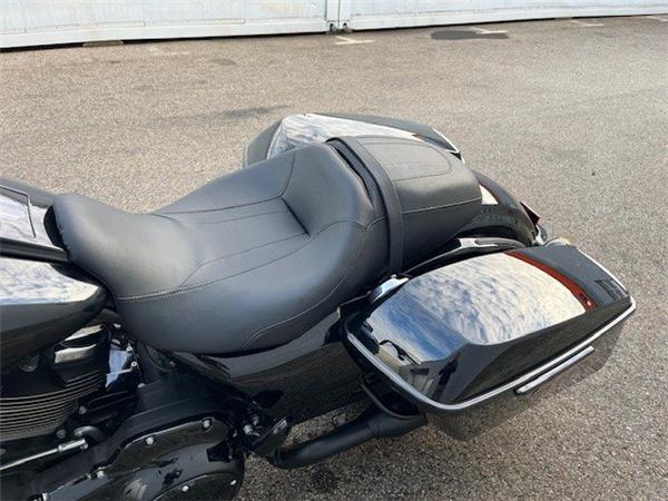 2017 Harley-Davidson Touring Road King Special FLHRXS Cruiser