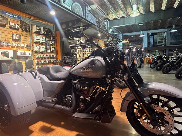 2024 HARLEY-DAVIDSON FREEWHEELER