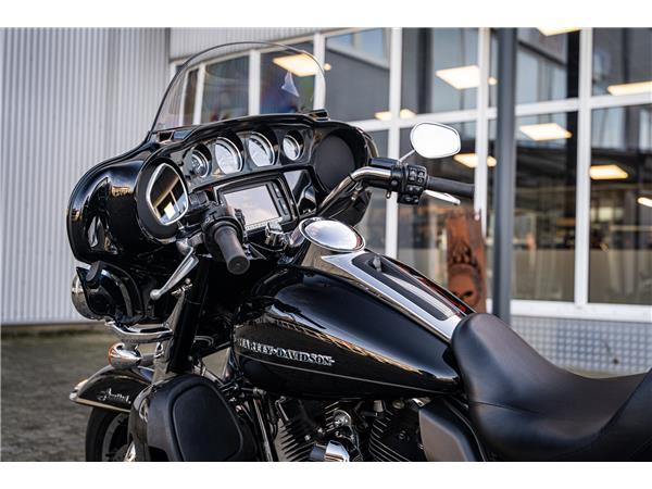 Harley-Davidson Kiel E-GLIDE ULTRA LIMITED Low FLHTKL - Kesstech -