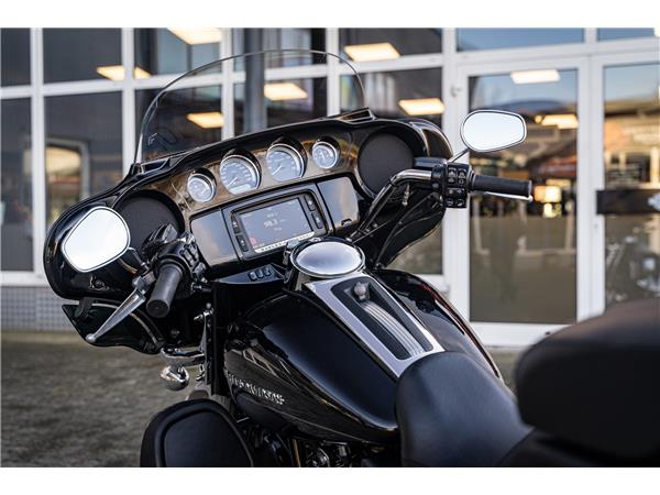 Harley-Davidson Kiel E-GLIDE ULTRA LIMITED Low FLHTKL - Kesstech -