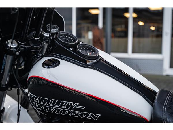 Harley-Davidson Kiel  FXDLS DYNA LOW RIDER S 110cui - CLUBSTYLE -