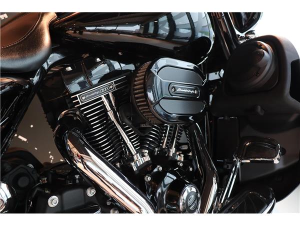 2016 HARLEY-DAVIDSON CVO FLHXSE Street Glide ABS CVO