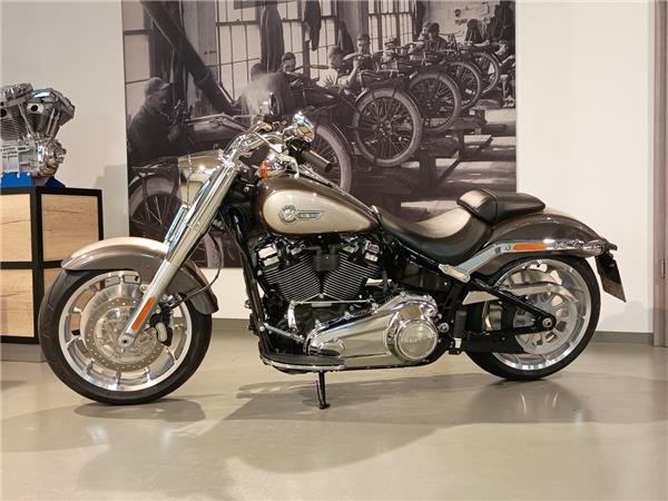 FLFBS Softail Fat Boy 114 